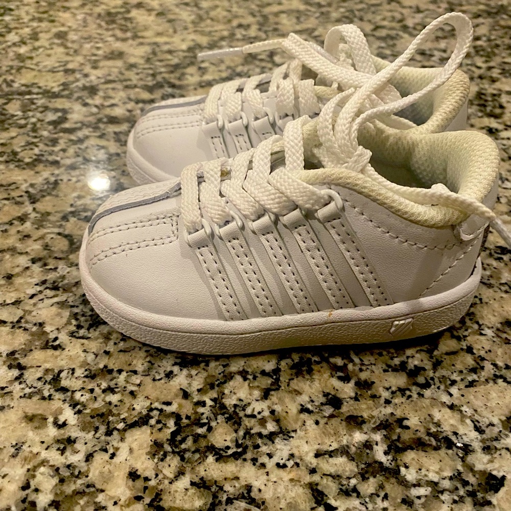 K-Swiss shoes . Never worn !!